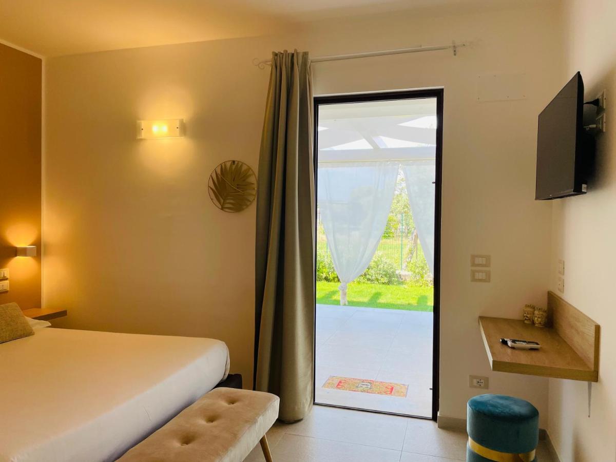 B&B Il Girasole Capo dʼOrlando Exterior foto